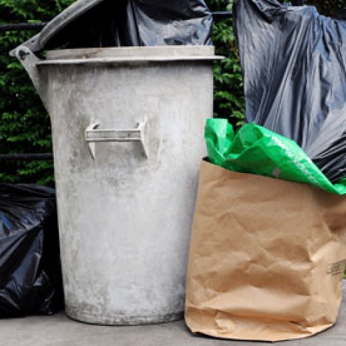 Polacy coraz częściej segregują śmieci