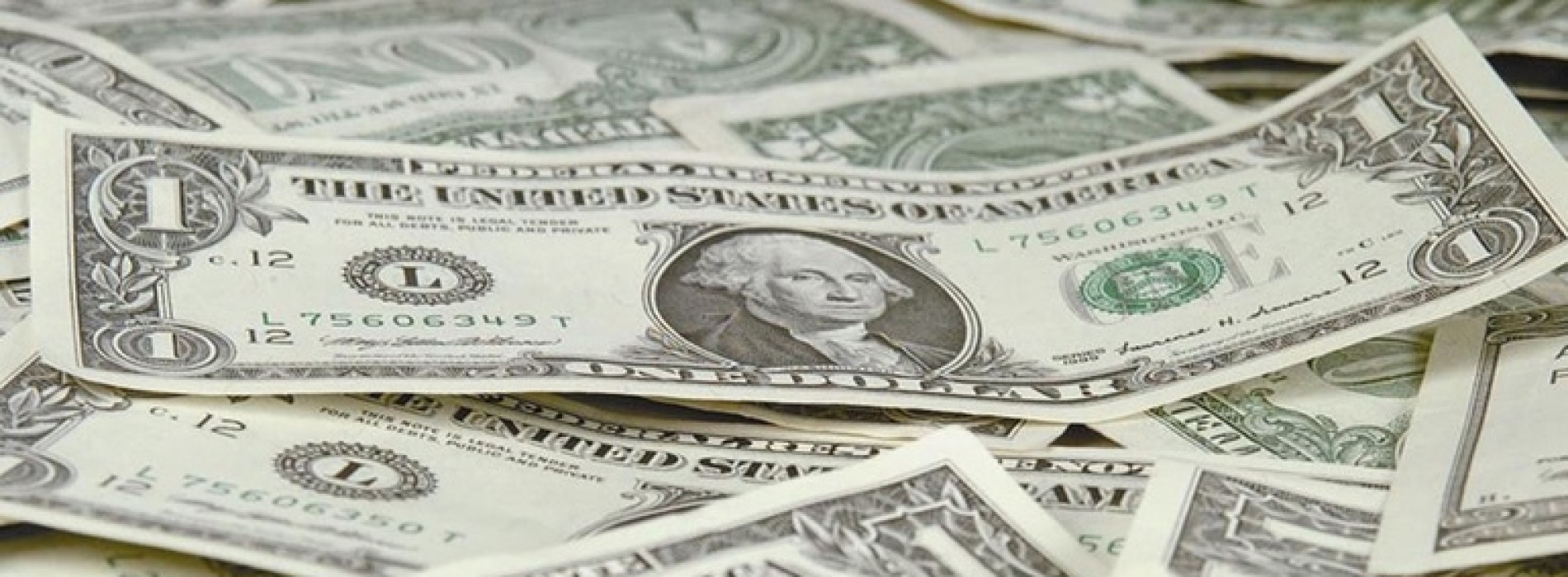 Poranny komentarz walutowy – dolar nadal słaby