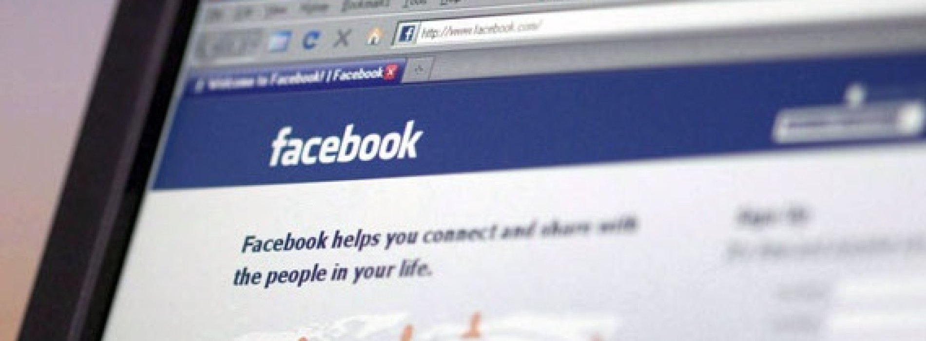 Poranny komentarz giełdowy – Facebook zarabia coraz więcej, dzień z PMI