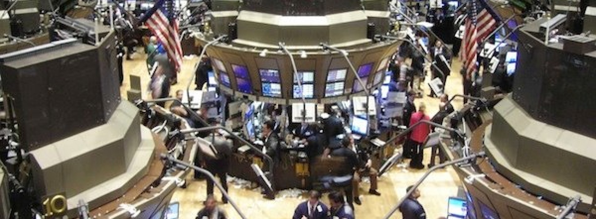Kontynuacja spadków na Wall Street